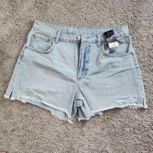 No Boundaries Womens Size 11 30 x 40 Destructed Midi Shorts Light Wash Juniors